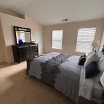 Cute And Cozy 5 Min From Carowinds