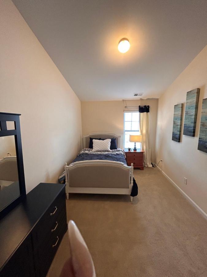 Cute And Cozy 5 Min From Carowinds