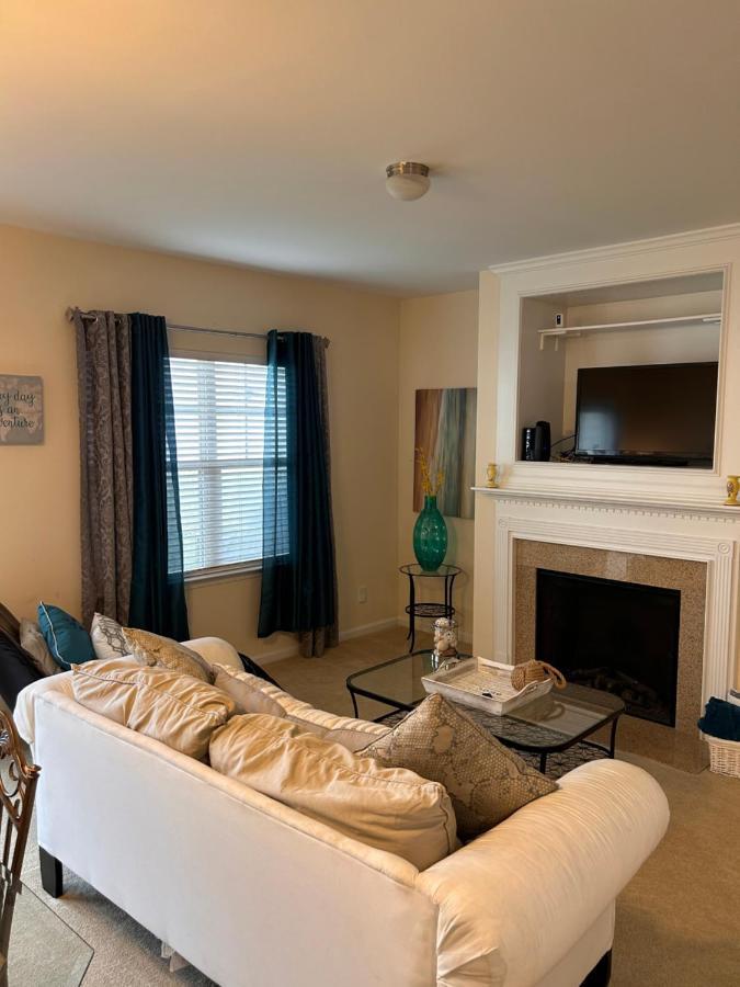 Cute And Cozy 5 Min From Carowinds Apartamento